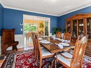 9 Gannett Way, Hopedale MA 01747