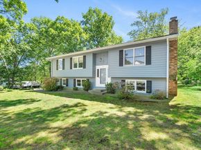 66 Swan Ave, Fitchburg MA 01420