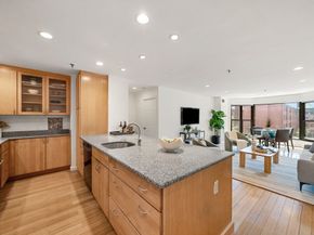 16 Harcourt St 4C, Boston MA 02116