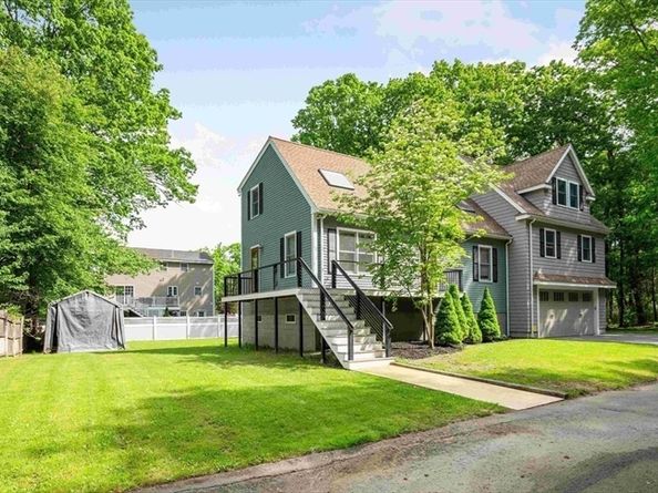50 Melrose Ave, Tewksbury MA 01876