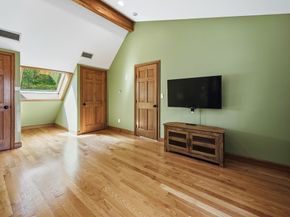 50 Melrose Ave, Tewksbury MA 01876