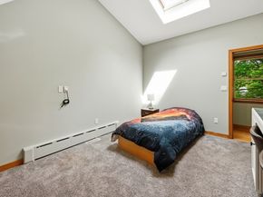 50 Melrose Ave, Tewksbury MA 01876
