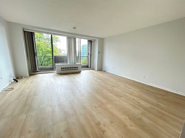 44 Washington St 713, Brookline MA 02445