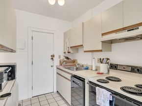 141 Englewood Ave 23, Boston MA 02135