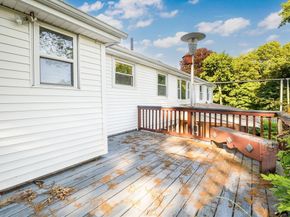 45 Indian Hill Rd, Worcester MA 01606