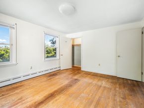 45 Indian Hill Rd, Worcester MA 01606