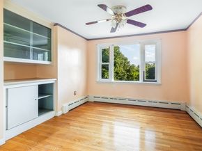 45 Indian Hill Rd, Worcester MA 01606