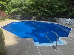 140 Paradise Ln, Sturbridge MA 01518