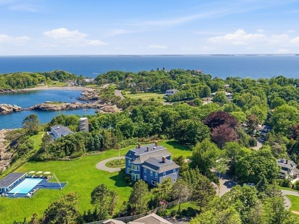 374 Nahant Road, Nahant MA 01908