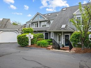 35 Eastern Point Dr 34, Shrewsbury MA 01545