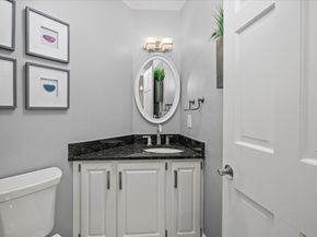 35 Eastern Point Dr 34, Shrewsbury MA 01545