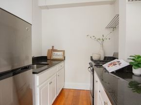 16 Chauncy St 10, Cambridge MA 02138