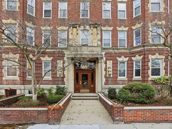 131 Park Dr 2, Boston MA 02215