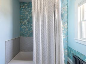 729 Concord St, Framingham MA 01702