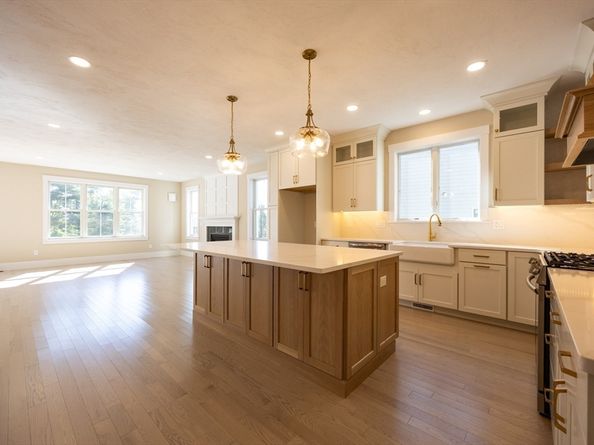 47 Thomas Mann Circle Unit 28, Norfolk MA 02056