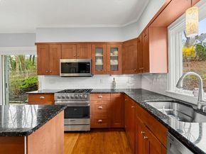 13 Mount Ida Ter 13, Newton MA 02458