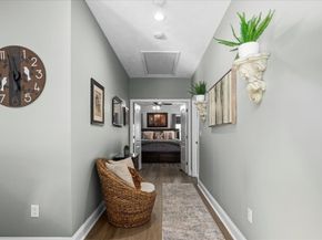 8 Tea Party Drive, Uxbridge MA 01569
