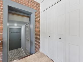 14 Sanford St 61, Medway MA 02053