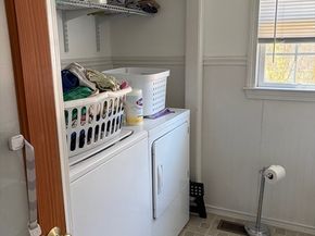 112 Marlboro Rd, Southborough MA 01772