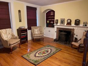6 Church St, West Boylston MA 01583