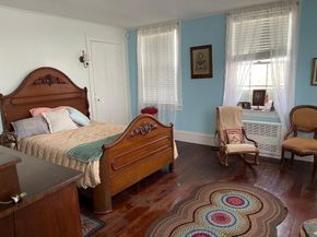 6 Church St, West Boylston MA 01583