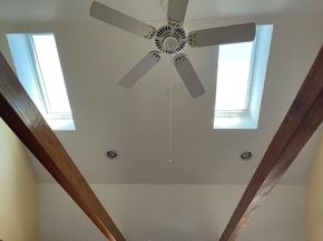 6 Church St, West Boylston MA 01583