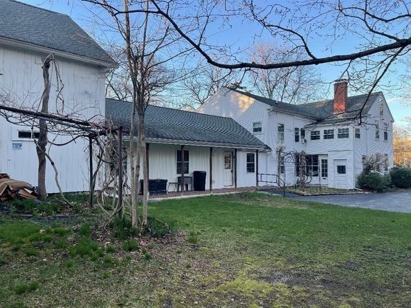 6 Church St, West Boylston MA 01583