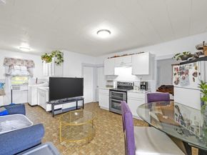50 Fairlawn Ave, Southbridge MA 01550