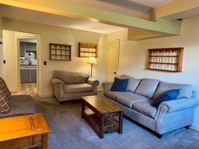 8 Ashland Street 8G, Worcester MA 01609
