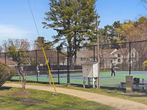 15 Village Rock Ln 2, Natick MA 01760
