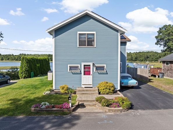 28 Arlington Road, Wareham MA 02571