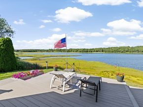 28 Arlington Road, Wareham MA 02571