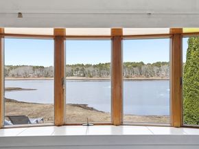 28 Arlington Road, Wareham MA 02571