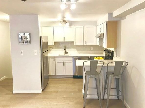 357 Commercial St 8, Boston MA 02109