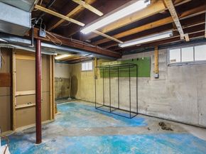 21 Gale Road, Weymouth MA 02188