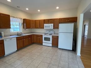 12 Summerfield Dr 12, Grafton MA 01560