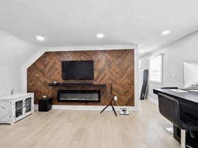 137 Westboro Rd, Grafton MA 01536