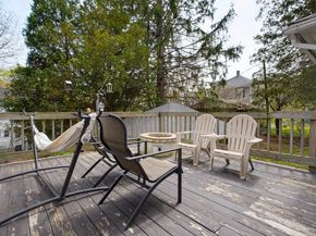 4 Hamill Rd, Worcester MA 01602