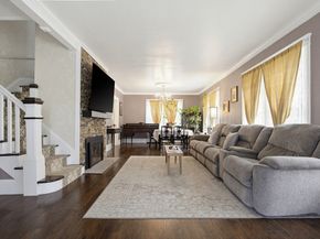 4 Hamill Rd, Worcester MA 01602