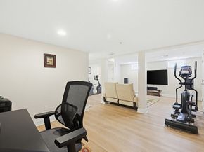 5 Green Ln 5, Framingham MA 01701