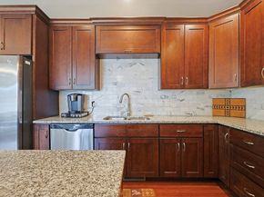 5 Green Ln 5, Framingham MA 01701