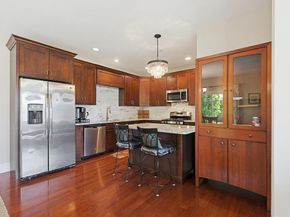 5 Green Ln 5, Framingham MA 01701