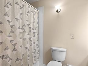 28 Federal St 10, Salem MA 01970