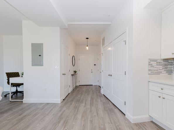 92-94 George St 203, Boston MA 02119