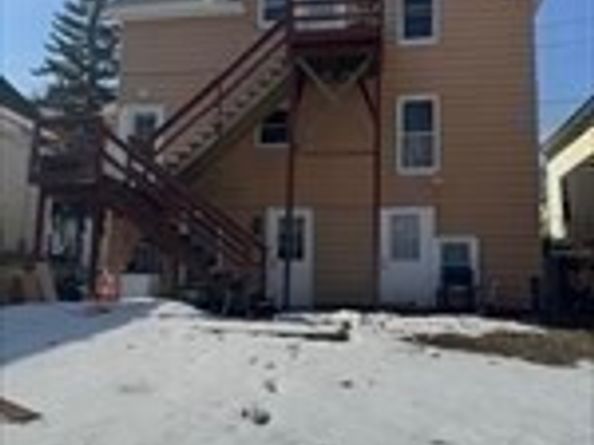 12 Brook St, Marlborough MA 01752