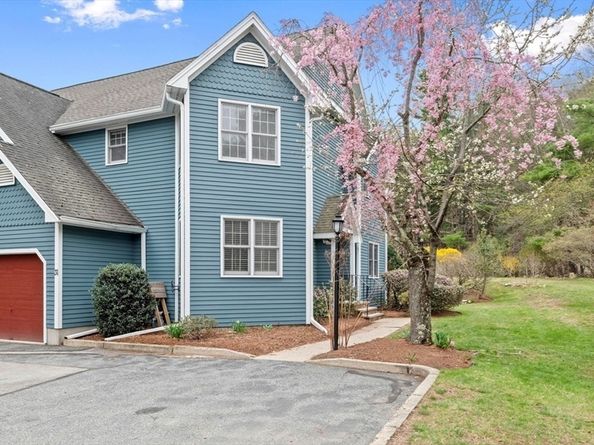 31 Forest Lane 31, Hopkinton MA 01748