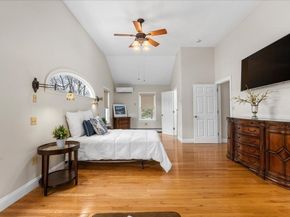 6 Brook Lane, Southborough MA 01772