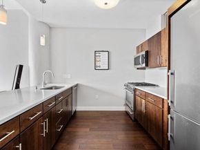 43 Westland Ave 602, Boston MA 02115
