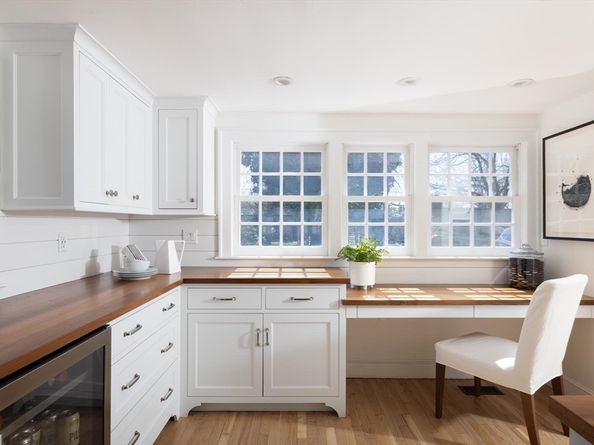 191 Newton St, Brookline MA 02445