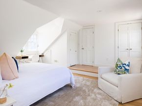 191 Newton St, Brookline MA 02445